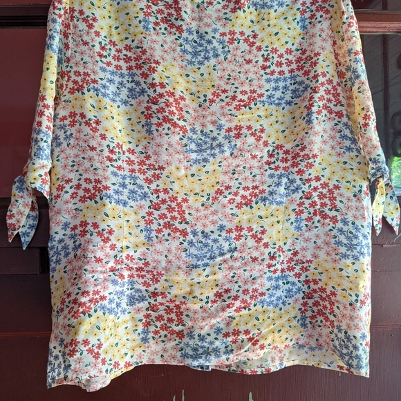 Rails 'Ollie' top in Flower Meadow - Picture 5 of 11